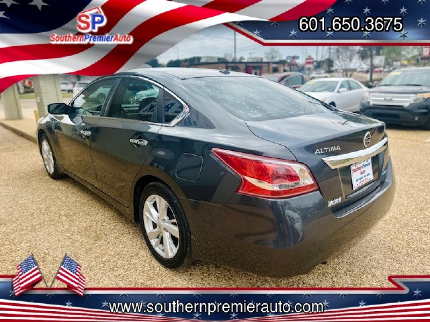 2013 GRAY NISSAN ALTIMA 2.5; 2.5 S; 2 (1N4AL3AP0DC) , located at 922 W. Beacon St., Philadelphia, MS, 39350, (601) 650-3675, 32.770447, -89.127151 - Photo#3